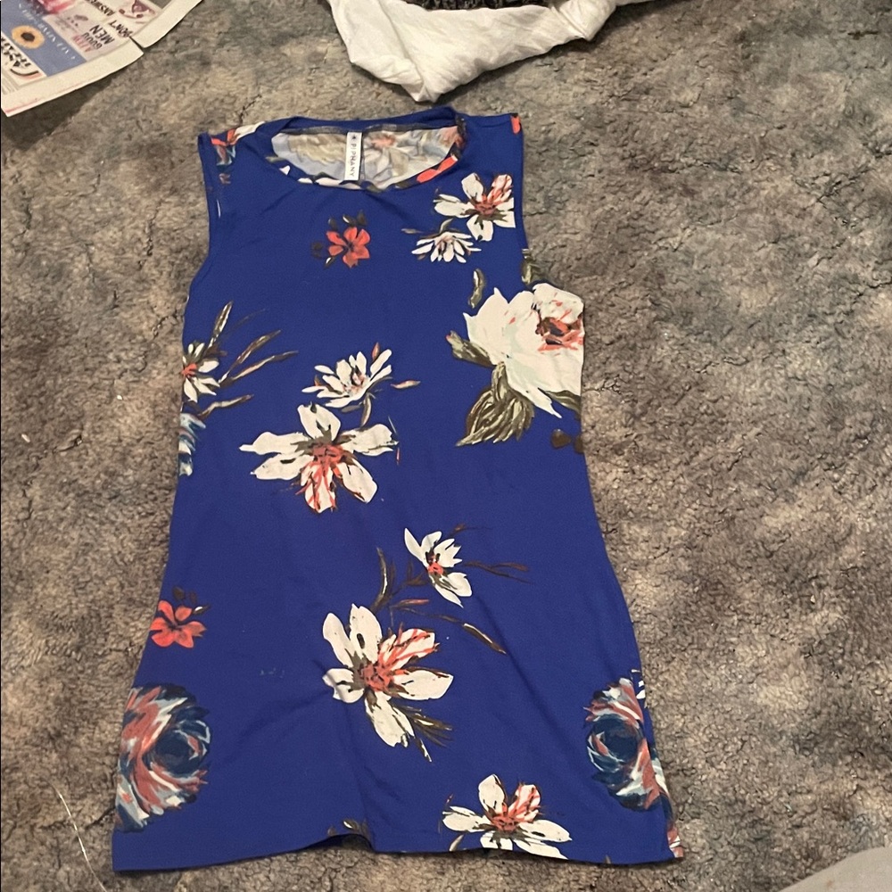 Piphany Blue Floral Patterned Top